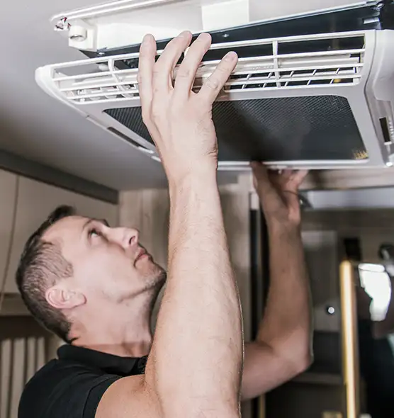  Professional Licensed And Insured Cleaners in Alafaya, FL